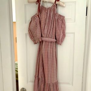 Gorgeous, like new La Vie Rebecca Taylor off the shoulder dress